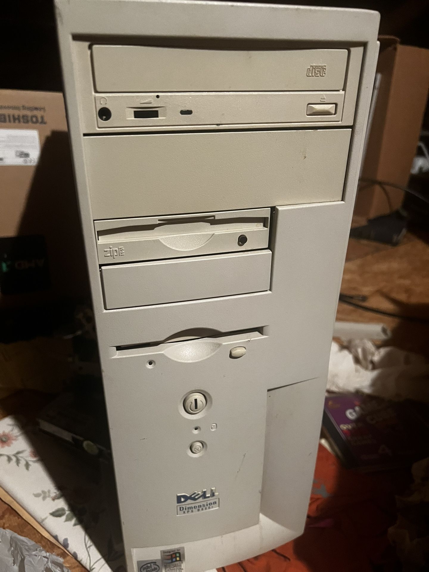 Old Pc Case (perfect For Sleeper Build)