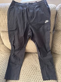 Nike cargo pants size med $10