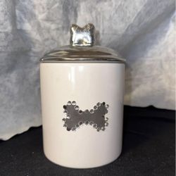 DOGGIE TREAT CONTAINER