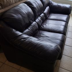  Leather Sofa - Good Condition 👍 