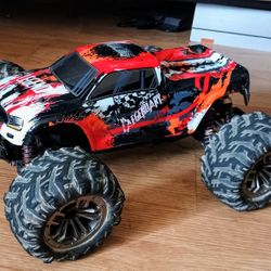 Legendary Legend 1/10 Scale Remote Control Truck