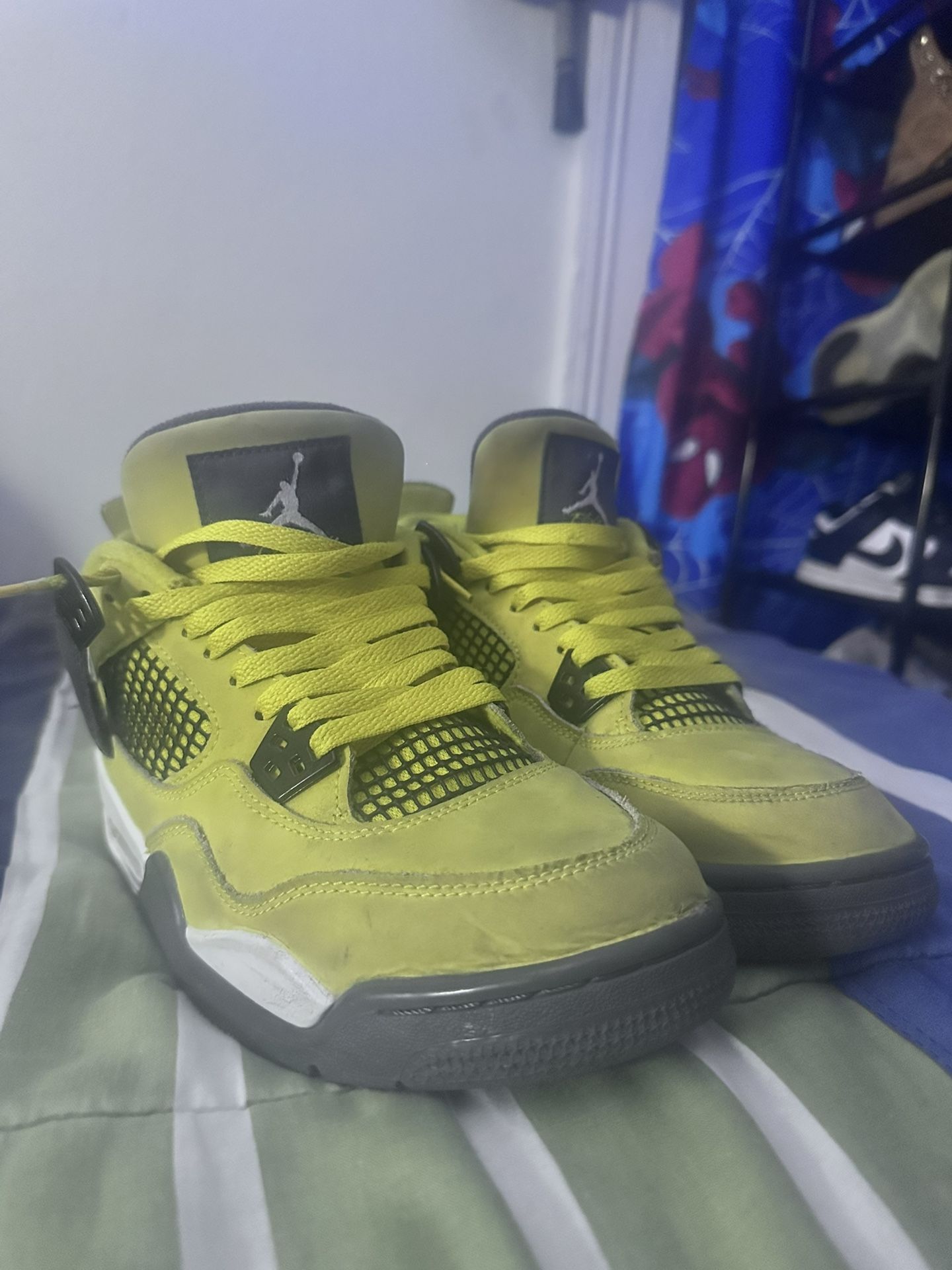 Lightning Jordan 4s