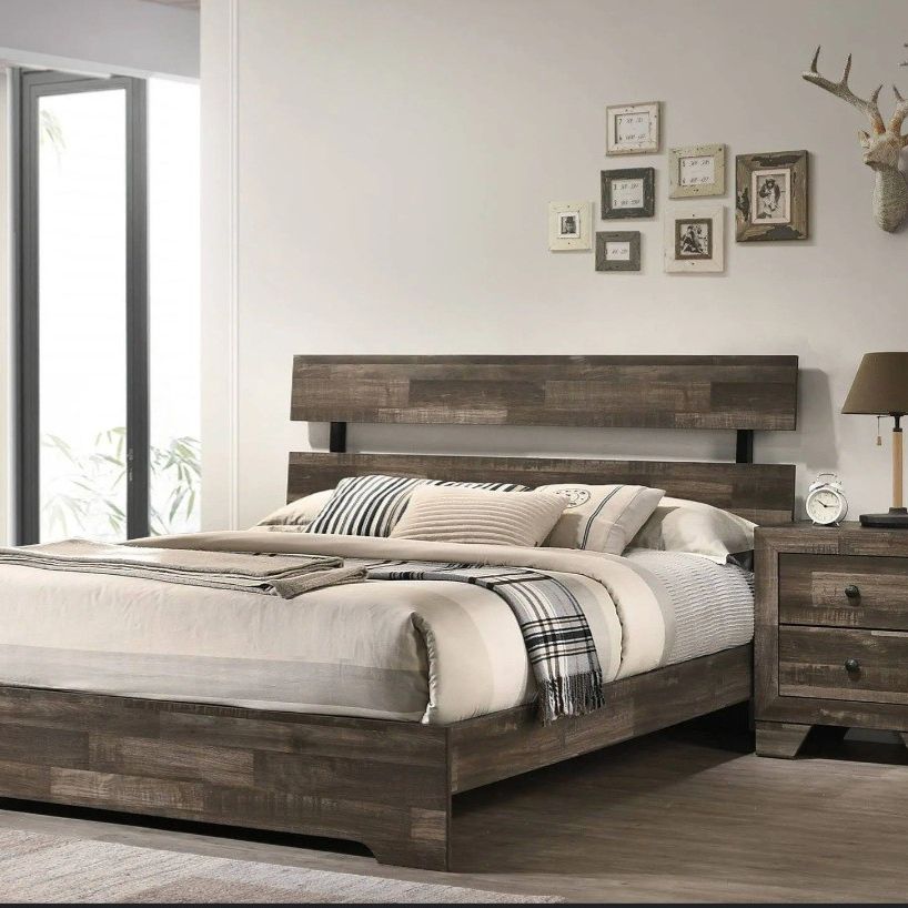 ✅️✅️4 pc A  grey weathered finish wood queen bedroom set (Mattress & Tall chest Not included ✅️