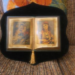 VTG  70s Ceramic BOOK-Velvet Framed  ART.Print ITALY