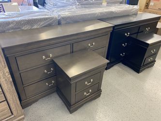 furniture chest dresser mirror nightstand bed mattress
