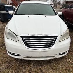 2014 Chrysler 200