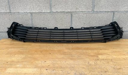 2014-2016 Mazda 3 Front bumper Lower Grille new aftermarket