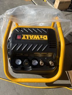 2.5 Gal. Portable Electric Heavy Duty 200 PSI Quiet Air Compressor