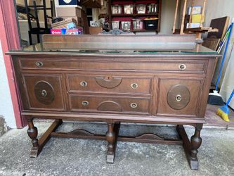 Vintage Solid Wood Dining Room Set