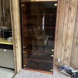 Hutch/ Cabinets/ Shelves/Pantry