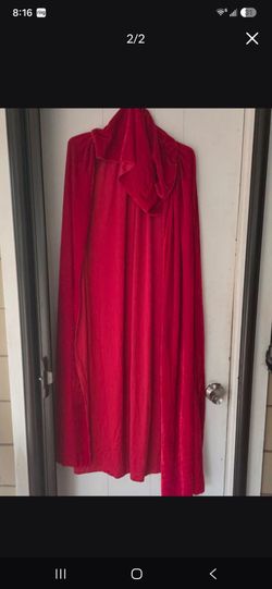Red Velvet Hooded Cape Costume