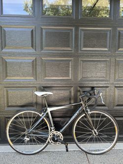 Giant TCRC2 Carbon Road Bike