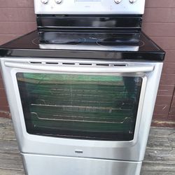 Maytag Glass Top Stove 