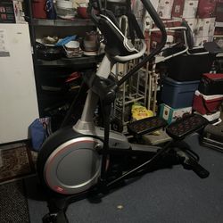 NordicTrack E9.5i Elliptical 
