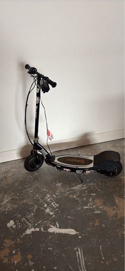 Razor Electric Scooter – Black