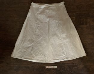 Gap skirt size 2