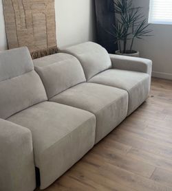 Z Gallerie Modern Chenille Power Reclining Sofa with Sofa Bed Functionality