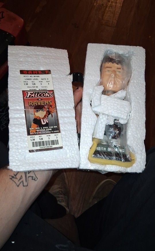 Atlanta Falcons vs. Baltimore Ravens Game "TICKET & Keith Brooking's BOBBLE HEAD"
