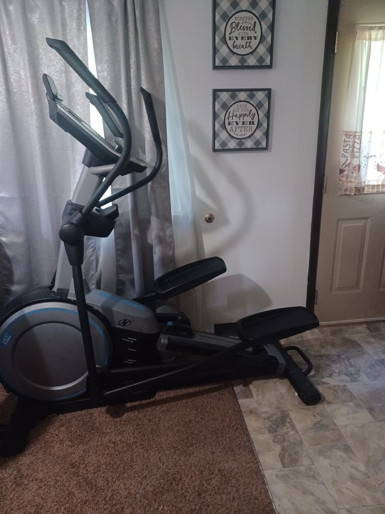 Nordic Track Eliptical