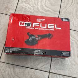 Milwaukee M18 6 Inch Fuel Grinder 