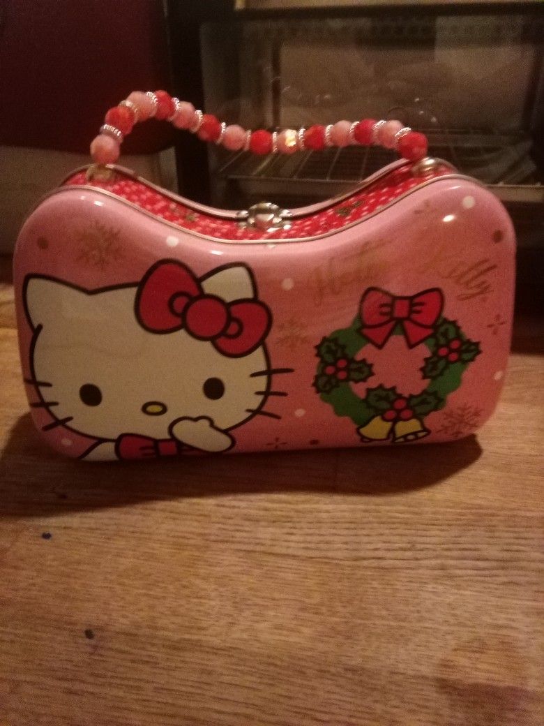 Metal Hello Kitty Lunchbox
