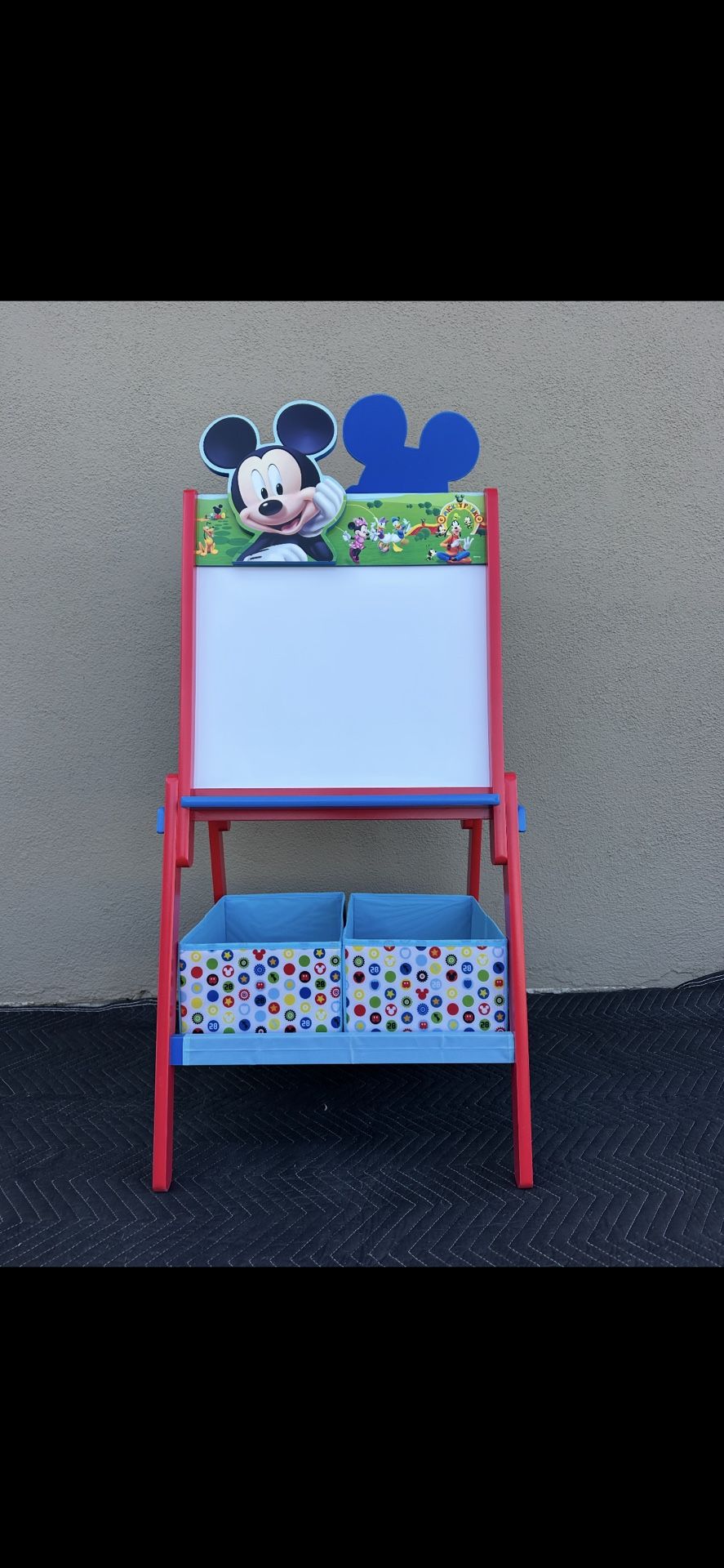 Easel/ Mickey Mouse Easel/ Art/ school/ whiteboard/ chalkboard/ Disney/ toys/ New