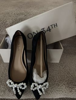 ON 34TH MILLEEF Black Pointy Toe Ballet Flats