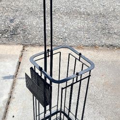 Toilet Paper Holder.  🧻 