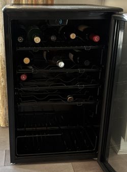 25 Bottle Wine Cooler