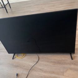 Vizio 55inch class 4k LED HDR smart tv comes with remote