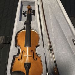 Cremona violin