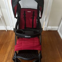 Like new kolcraft Free-stand stroller