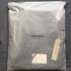 Black Essentials Sweats