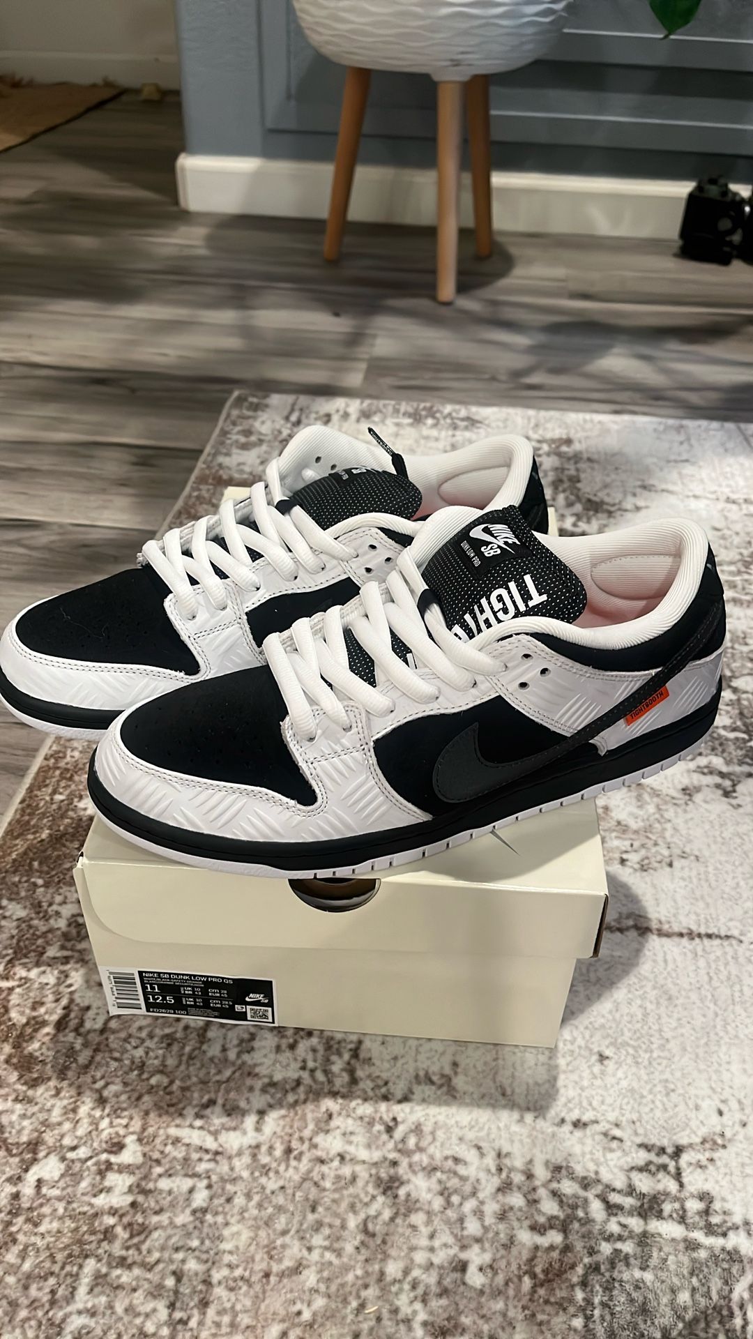 Nike SB dunk Low TIGHTBOOTH size 11