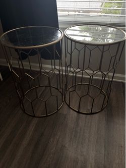 2 Gold end table