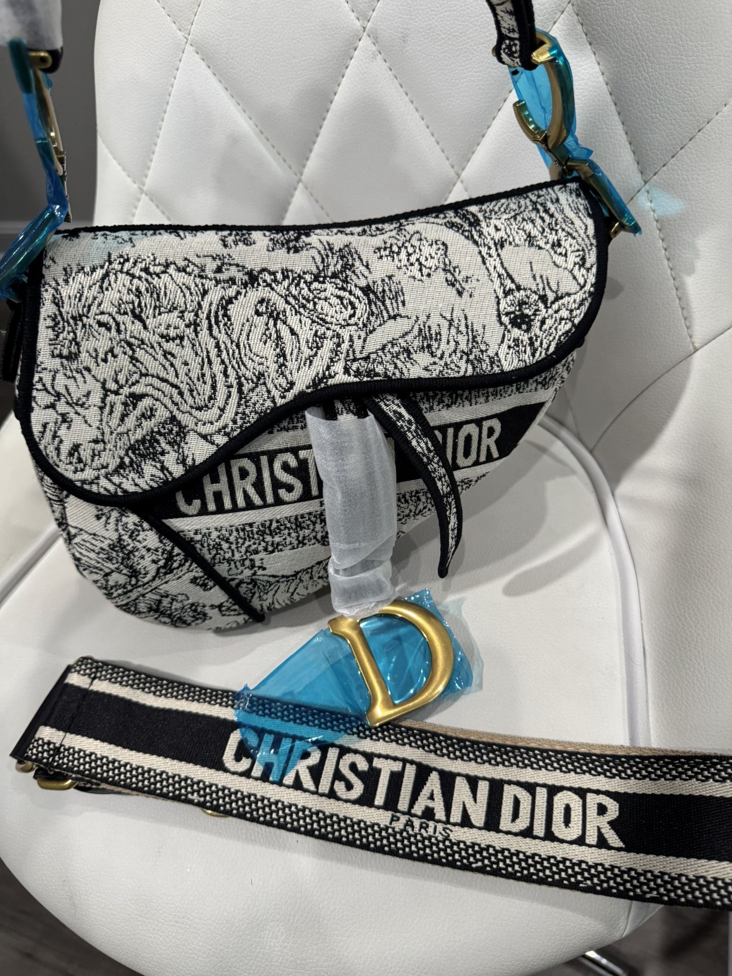 CD Bag for Women Size Medium 