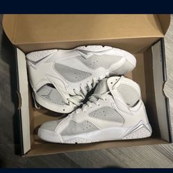 Jordan 7 White Platinum 
