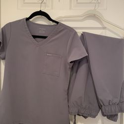 Jaanuu Scrubs Set