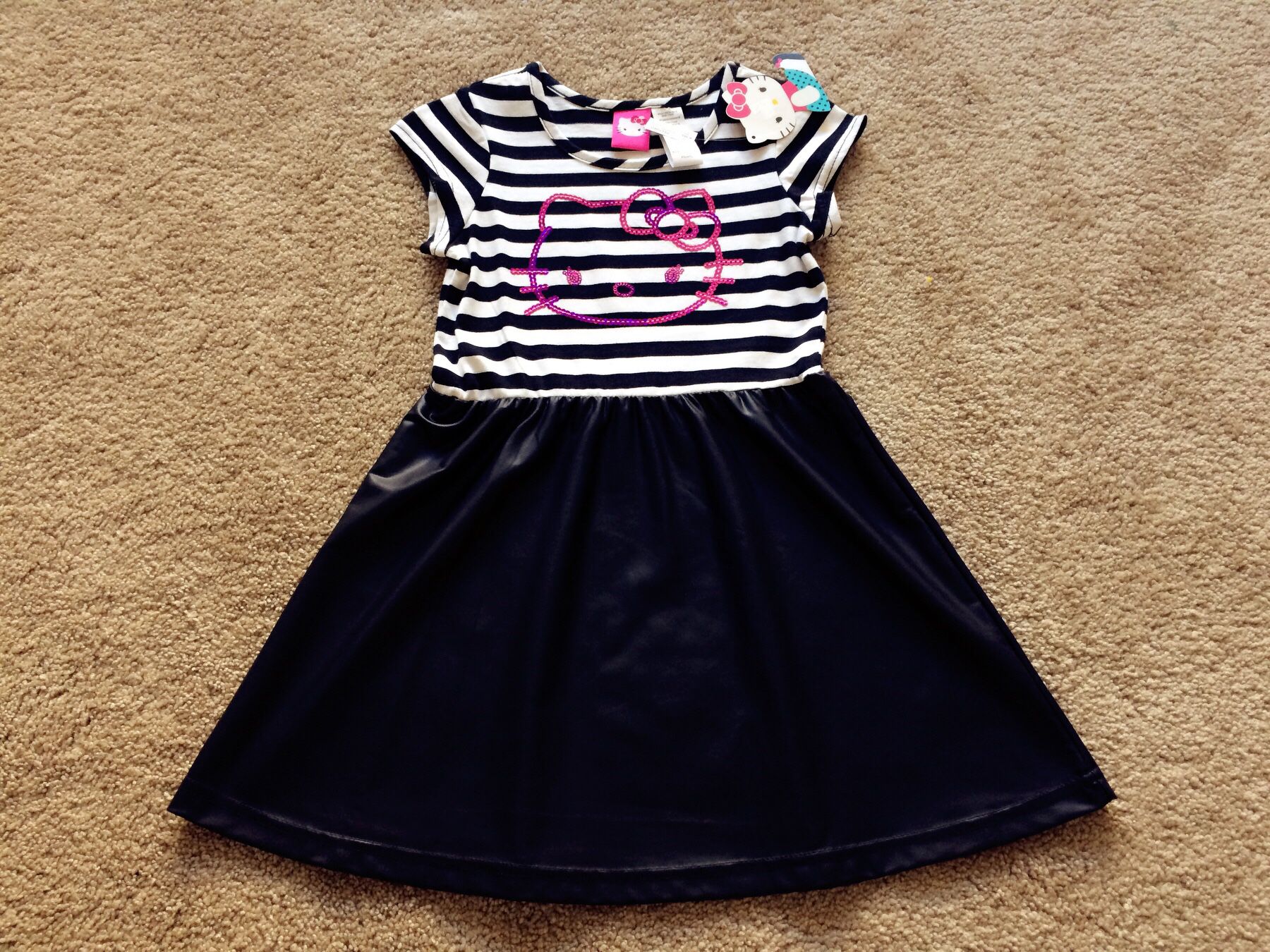Brand new Hello Kitty toddler dress 4/5