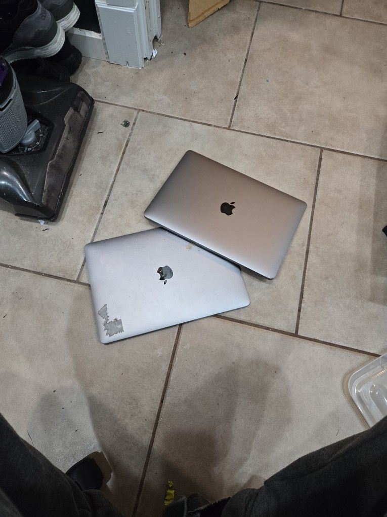 Mac Books