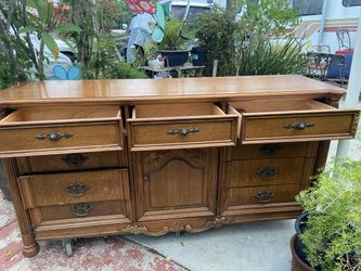 Stanley For J C Penny Beautiful. Antique. Dresser Buffet. 34h 67 W 19d