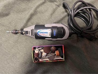 Dremel MultiPro model 395 (corded)  And assorted accessories