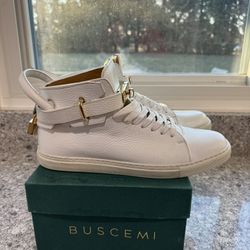 Buscemi Size 10 Vnds Like New With Box
