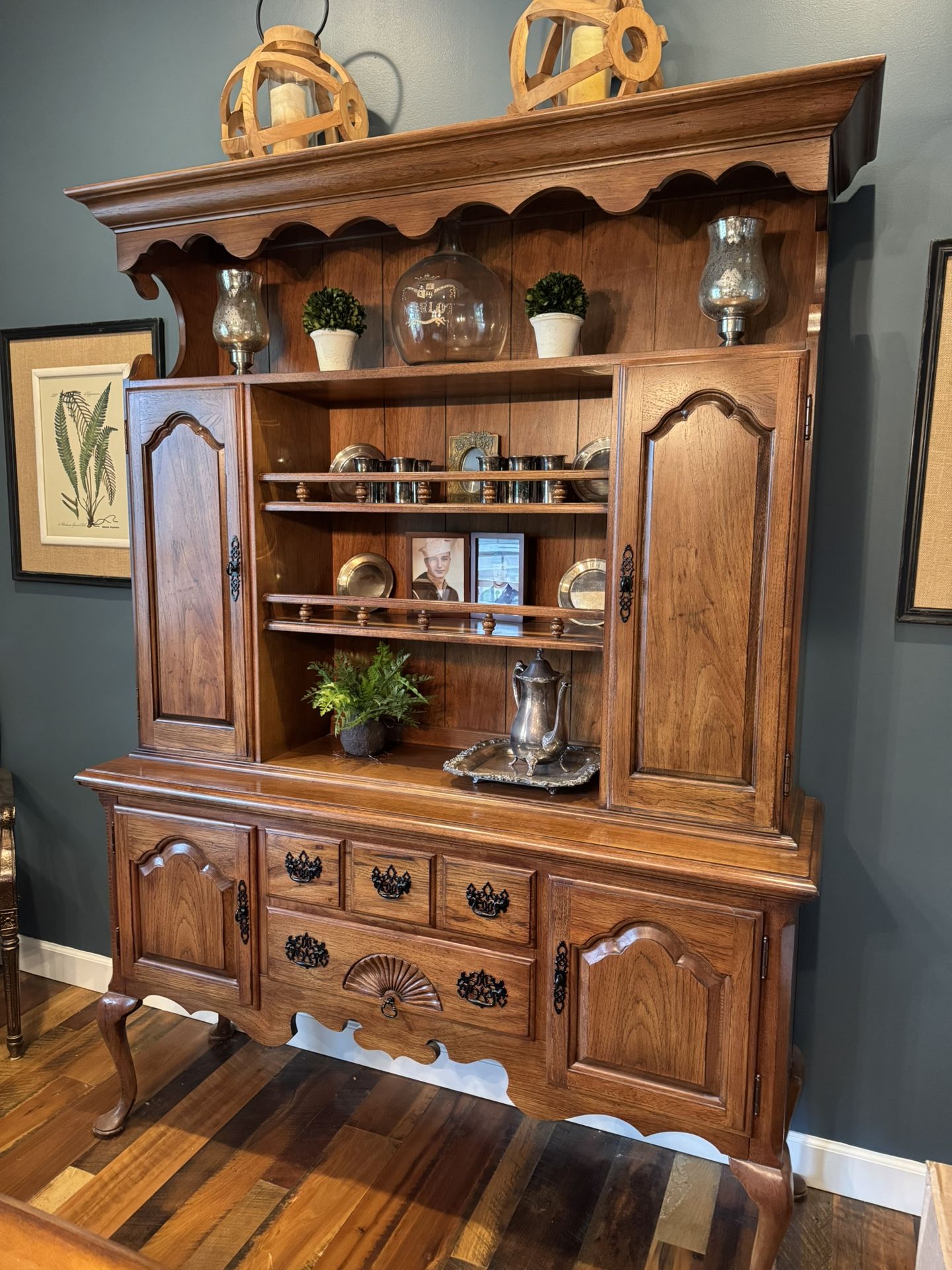 Thomasville Hutch For Sale