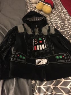 Darth Vador Star Wars sweater size 6