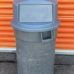 Rubbermaid Brute Combo 125$ For All 