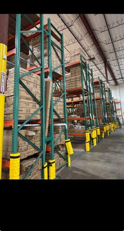 Pallet Racks For Sale in Good Condition