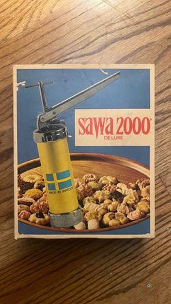 Sawa 2000 De Luxe Cookie Press and Maxwell house