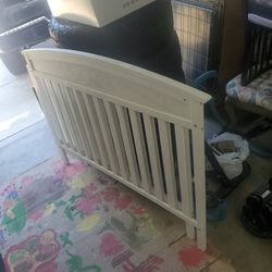 Baby Crib *Free* needs assembly 