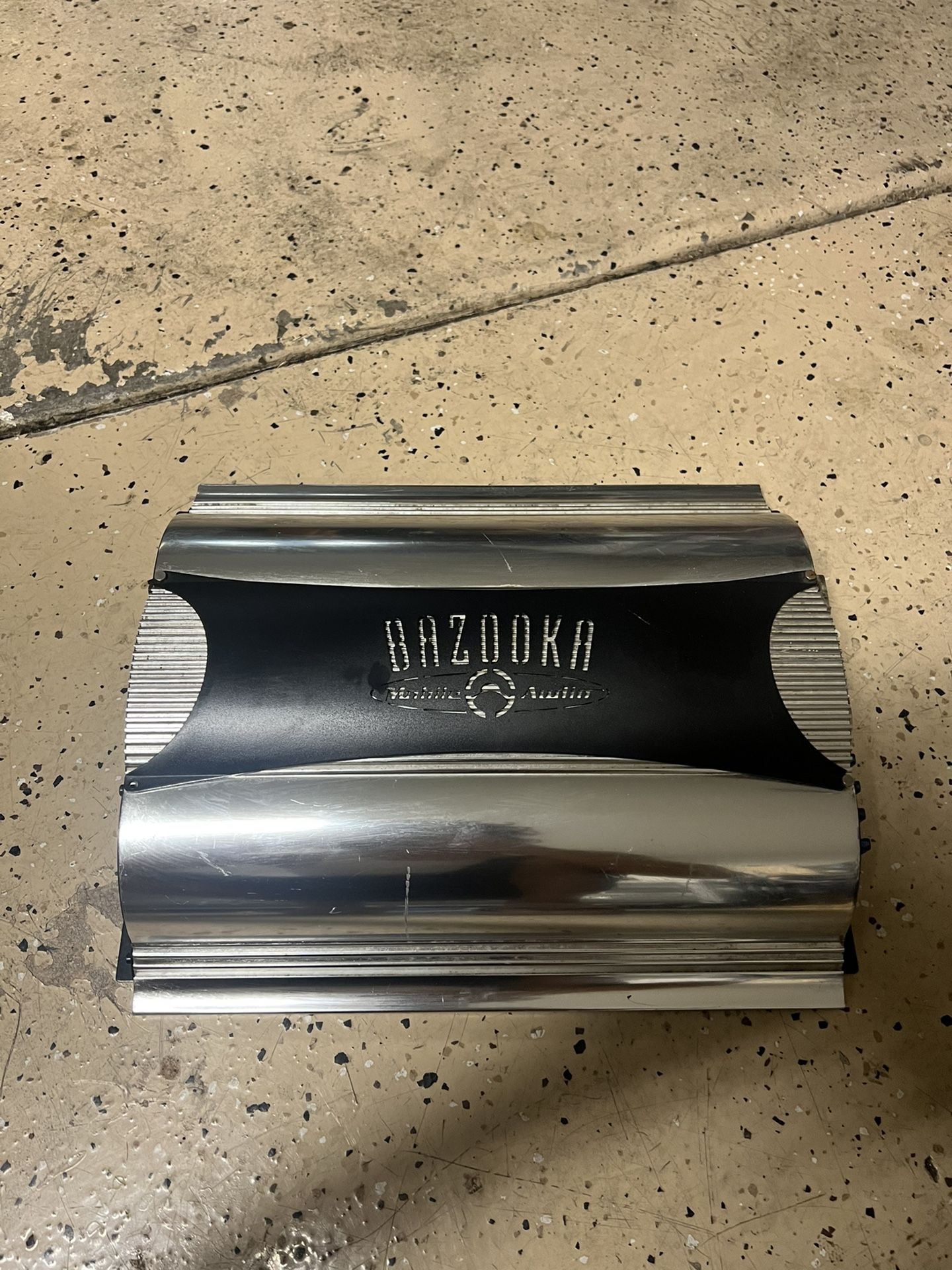 Bazooka EL1500 Mono 2channel Amp